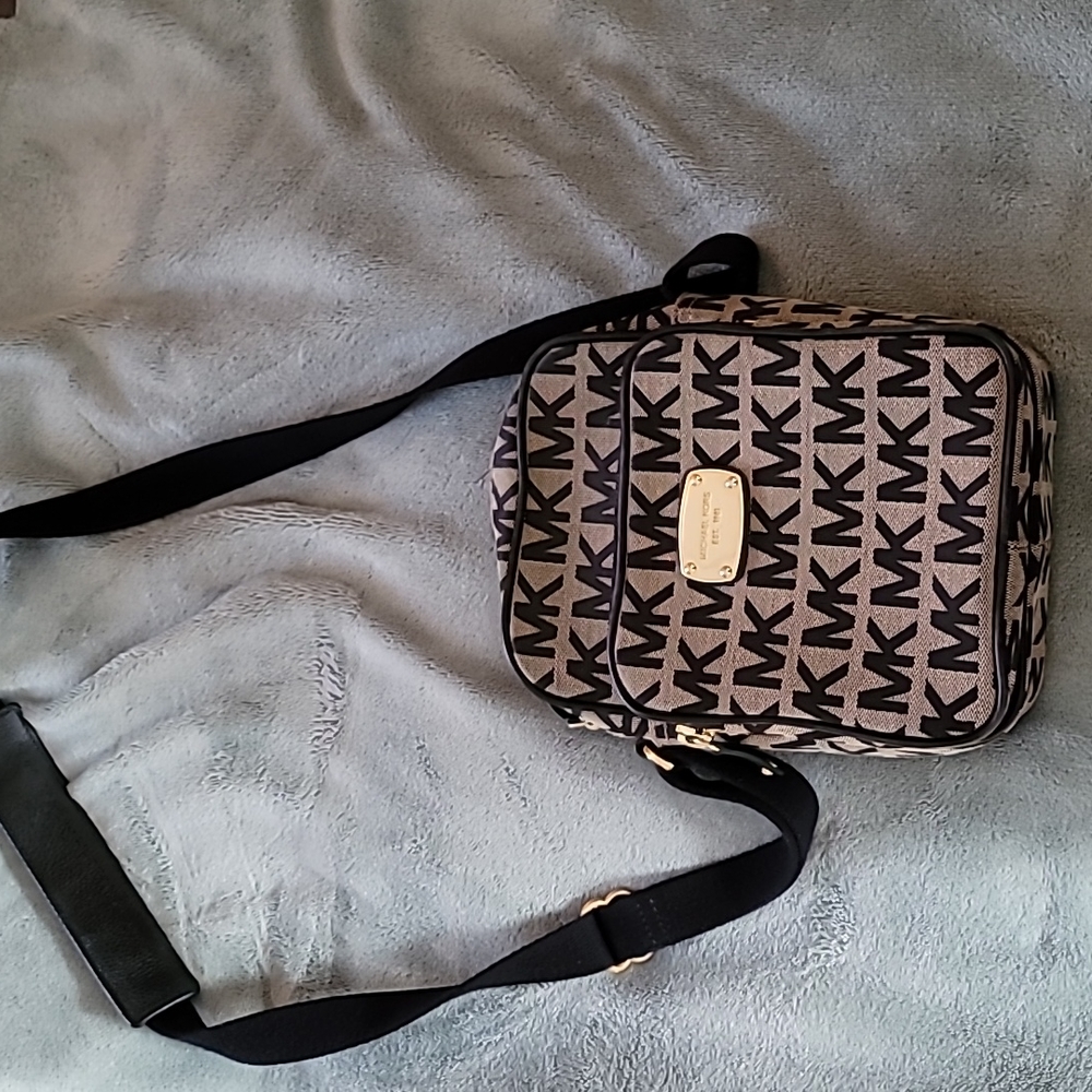 Used Michael Kors crossbody camera bag